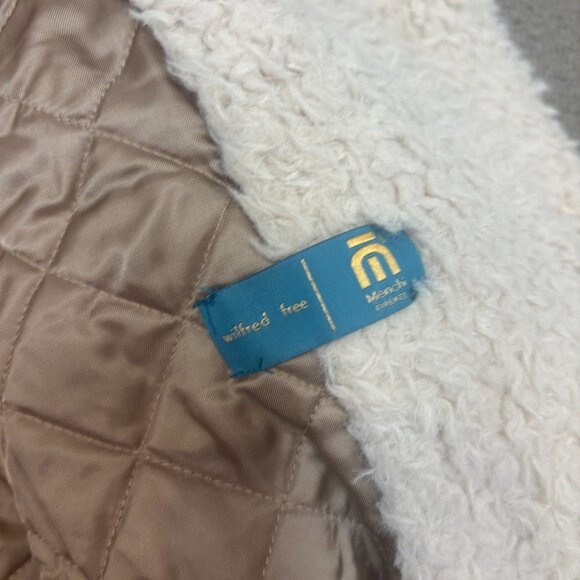 Aritzia Wilfred Free Jacket Womens Medium Beige Virgin Wool Shearling Motto Cozy - Picture 15 of 16